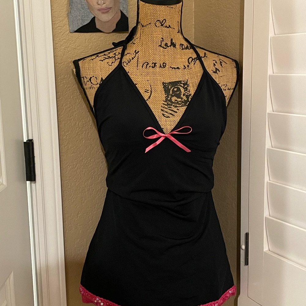 Chic Black and Pink Women's Chemise